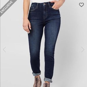 KanCan Signature Kurvy Ultra High Rise Skinny Jean